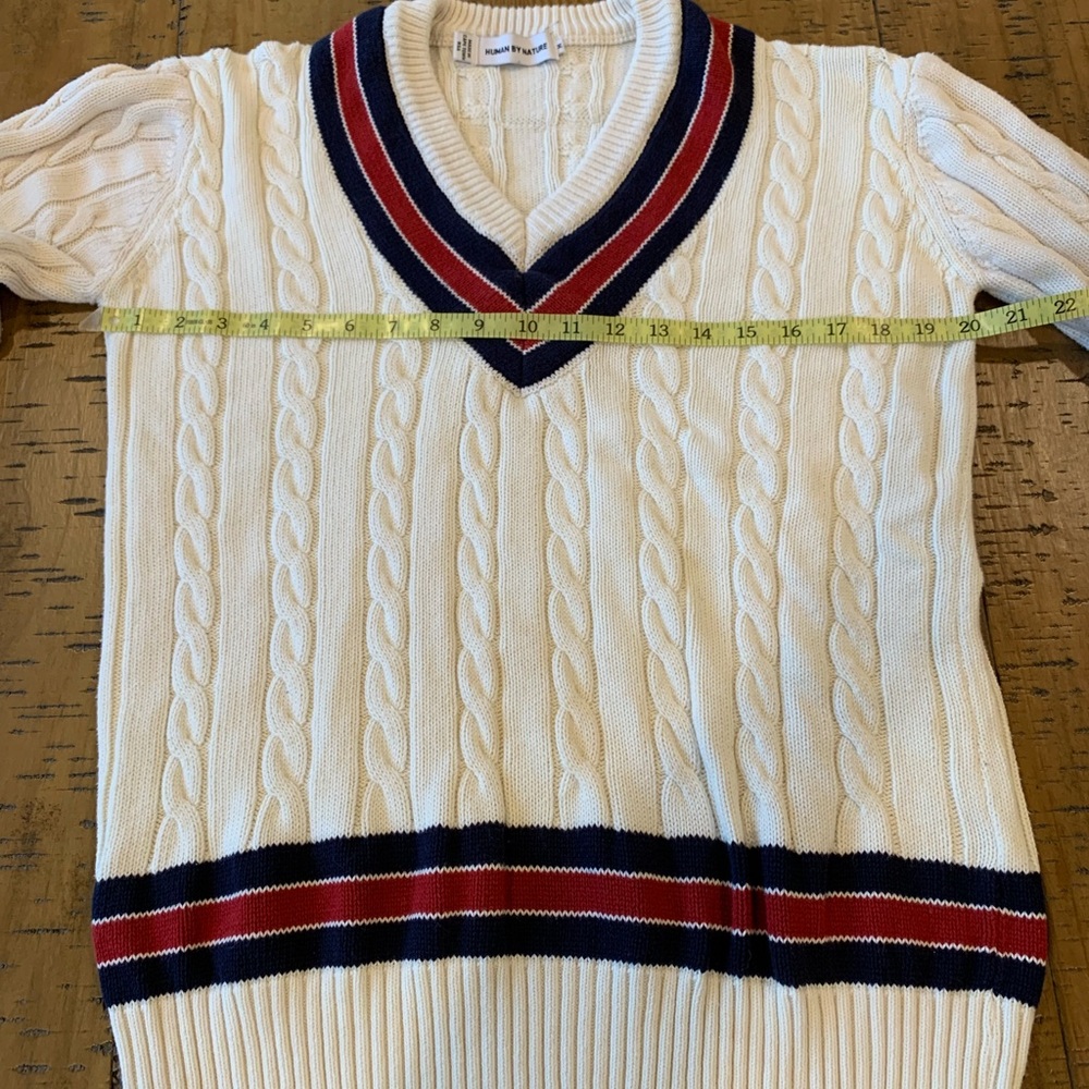 V-Neck Cable Knit Sweater - Cream and Navy